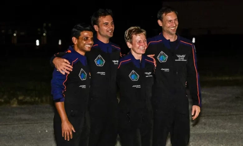 SpaceMission, AstronautsLaunch, InternationalSpace