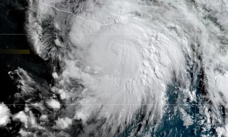 Hurricane Erick, Mexico, tropical storm, power, outage, flooding